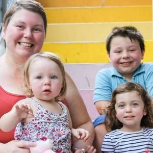 Meet your Posher, Leslie